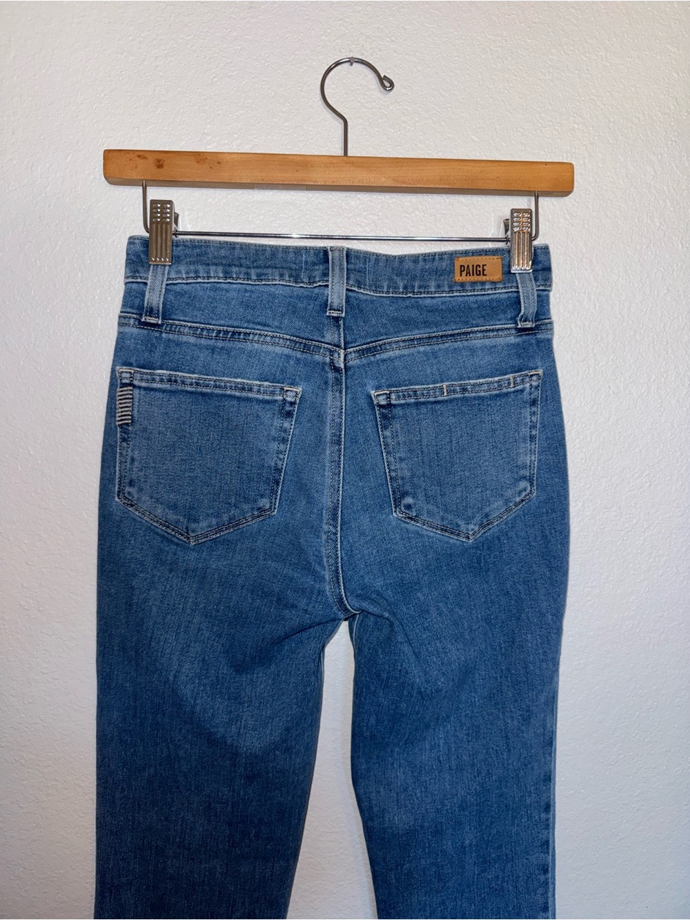 PAIGE Hoxton Slim Jeans in Medium Blue Size 25 🧡 - Picture 7 of 13